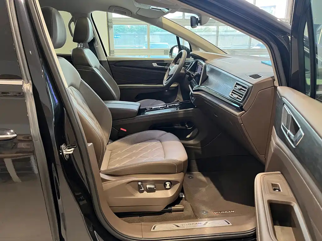 VOLKSWAGEN VILORAN 2024