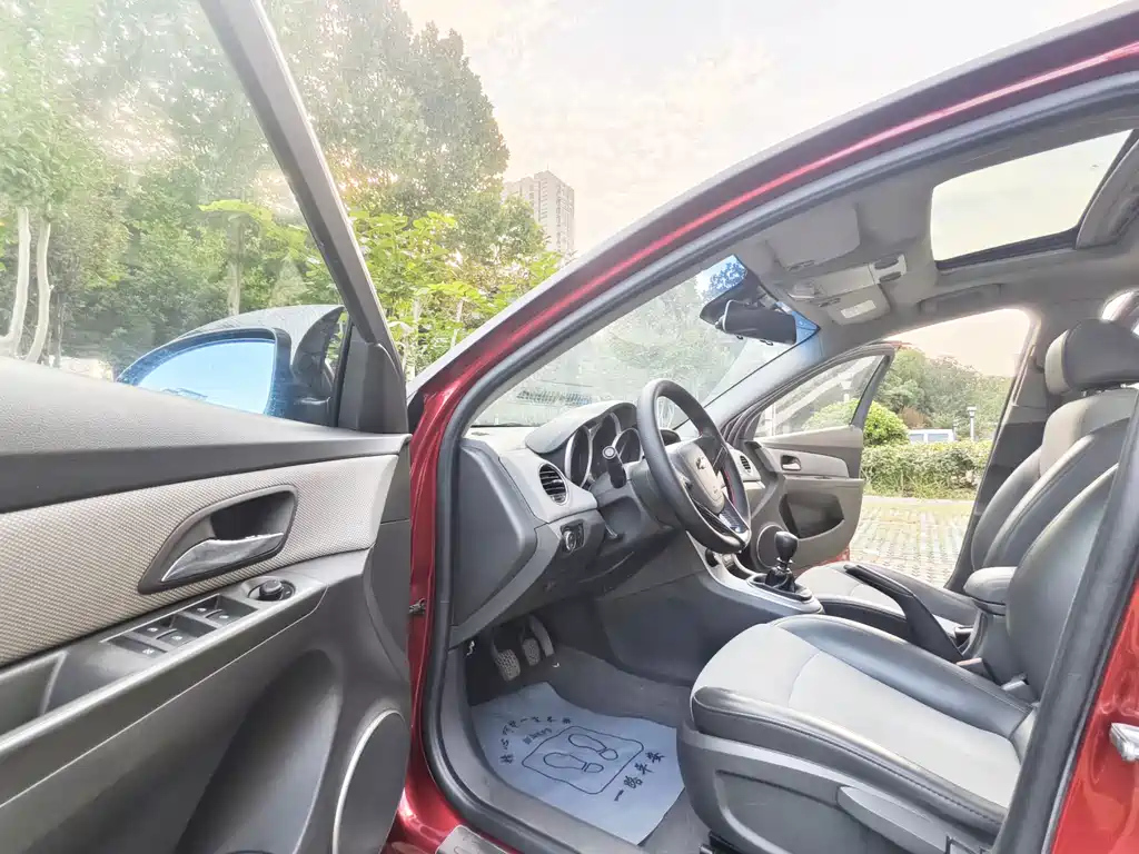 CHEVROLET CRUZE 2013