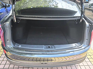 HONGQI E-QM5  2021 YEAR   EDITION 2021