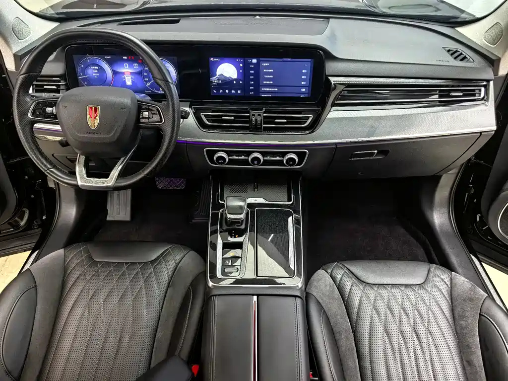 HONGQI HS5 2023