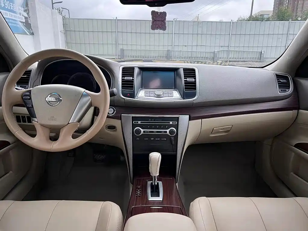NISSAN TEANA 2009