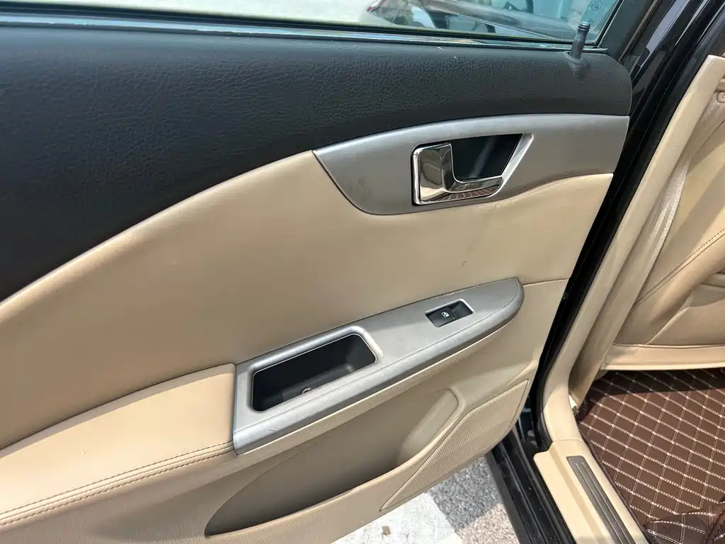 BUICK EXCELLE 2013