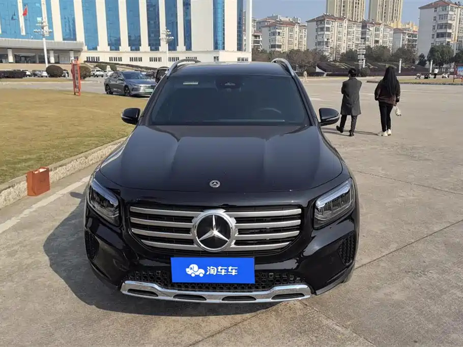 MERCEDES BENZ GLB 2024