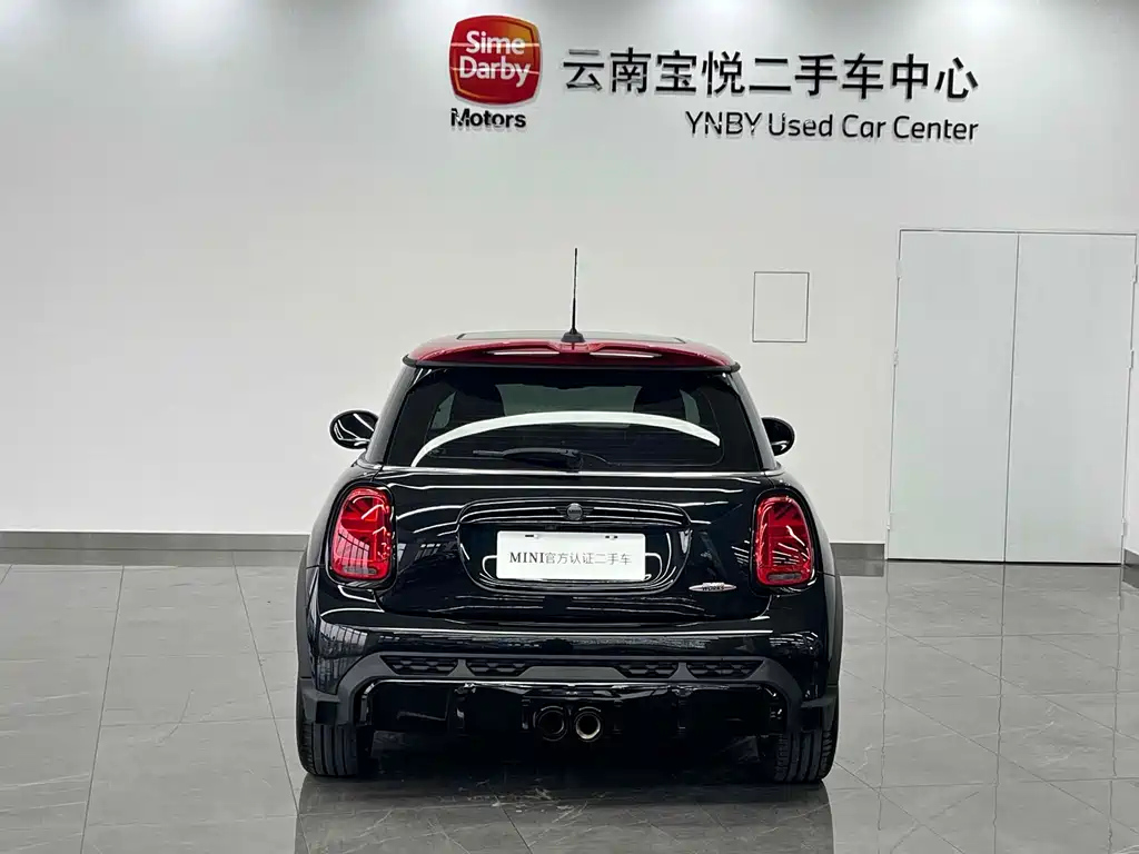 MINI JCW 2023