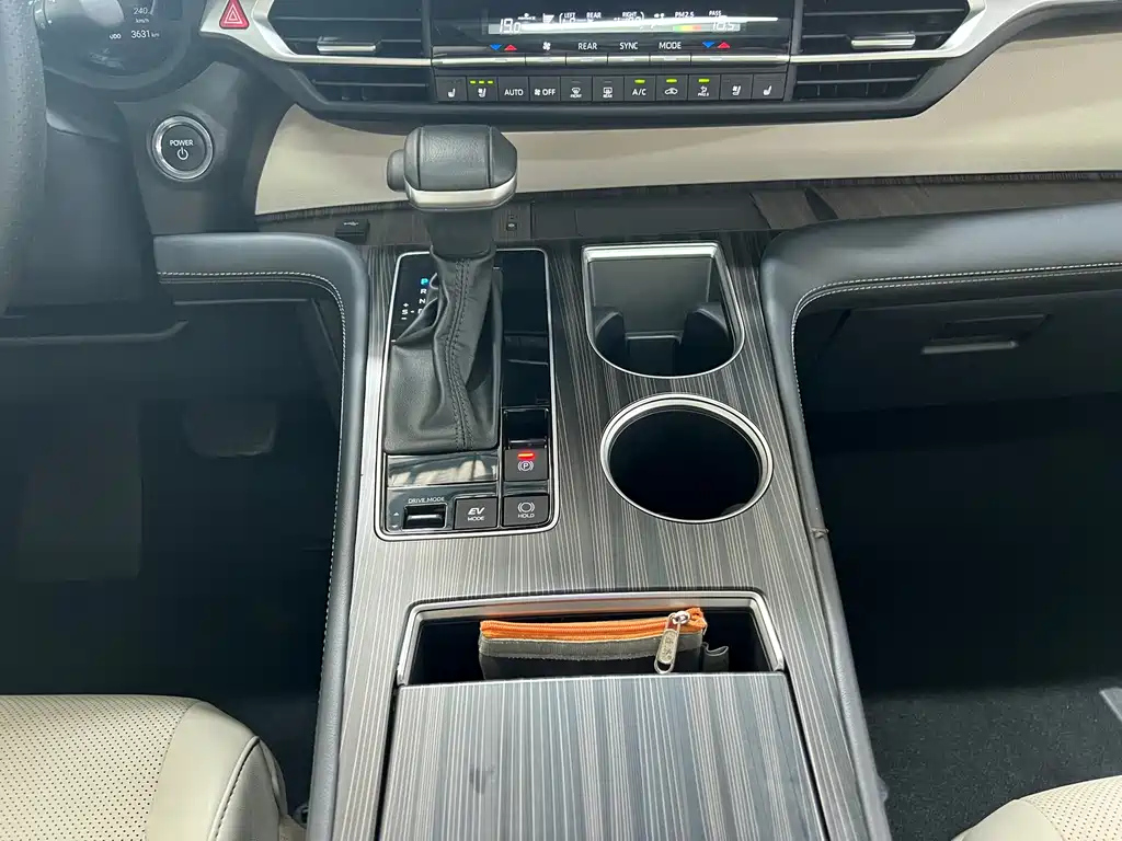 TOYOTA SIENNA SIENNA 2024