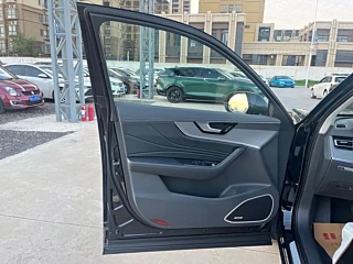 HONGQI HS5  2025 YEAR 2.0T 2WD PRO EDITION 2025