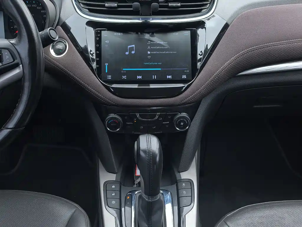 CHEVROLET MALIBU 2018