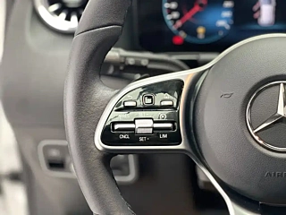 MERCEDES BENZ GLA  2020 YEAR GLA 200 2020