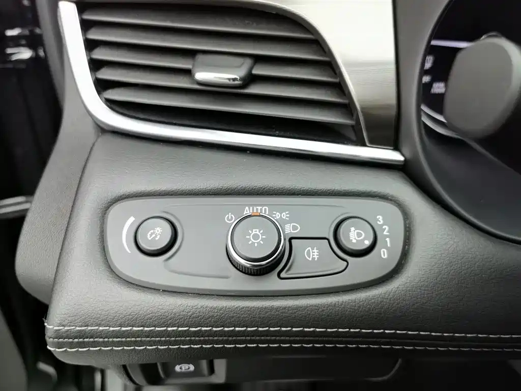 BUICK LACROSSE 2022