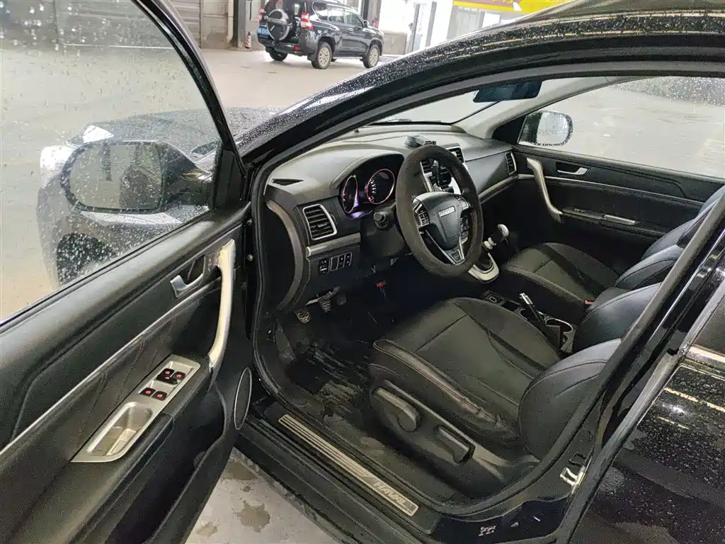 HAVAL M6 2018