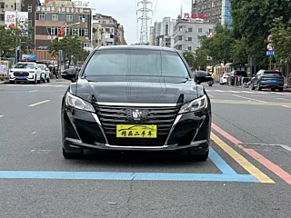 TOYOTA CROWN 2018