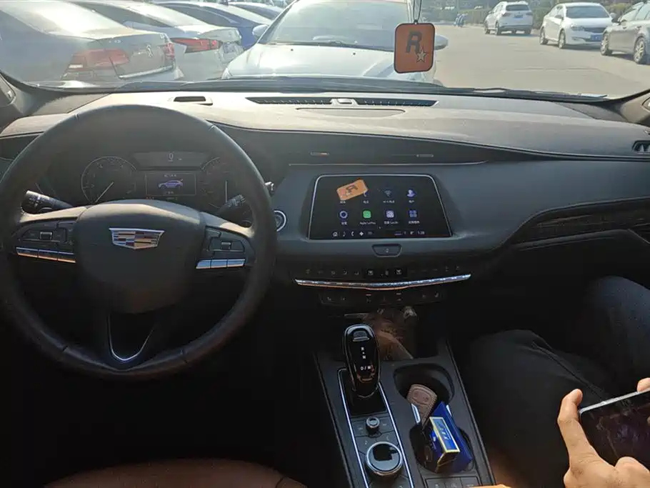 CADILLAC XT4 2022