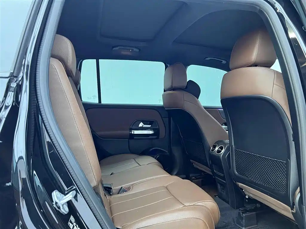 MERCEDES BENZ GLB 2022