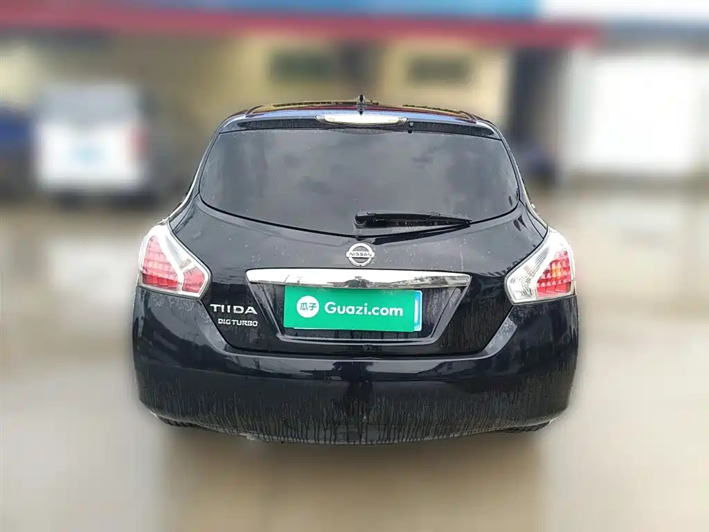 NISSAN TIIDA TIIDA 2011