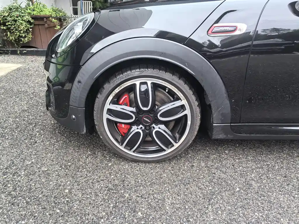 MINI JCW 2021