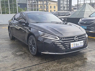 NISSAN TEANA 2023
