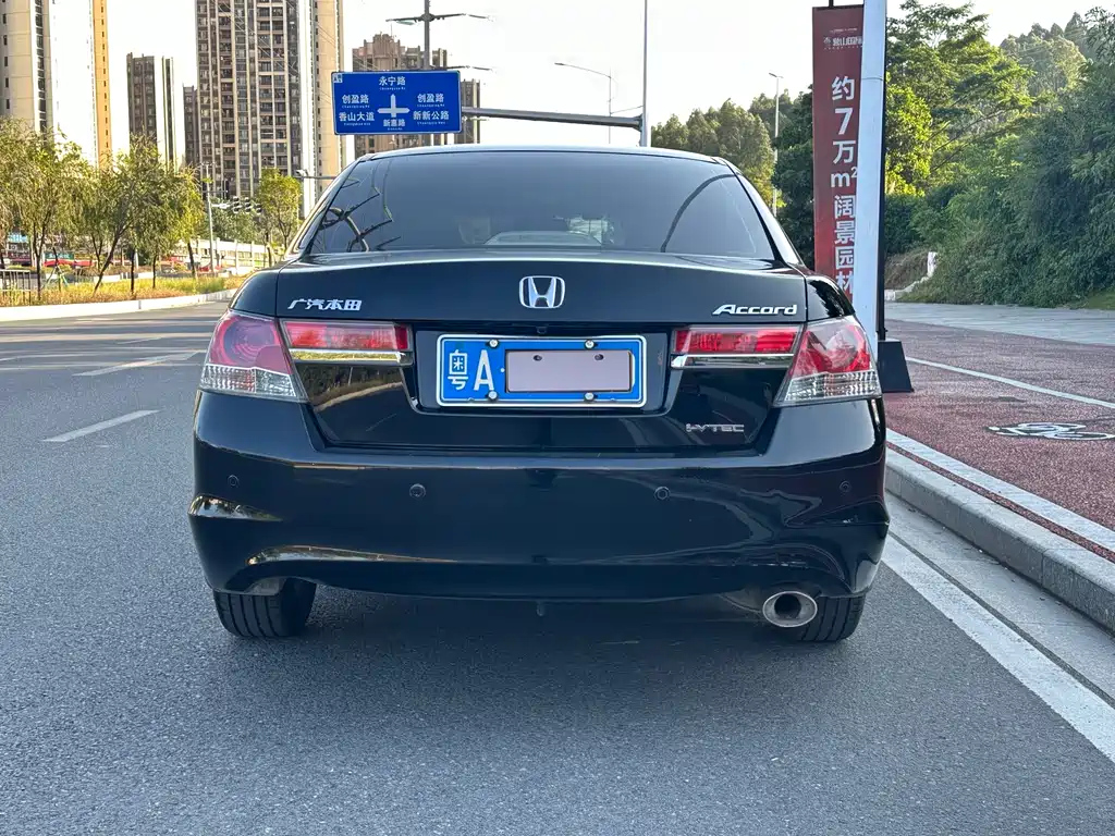 HONDA ACCORD 2011