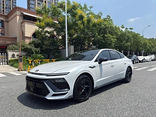 Заказать HYUNDAI SONATA