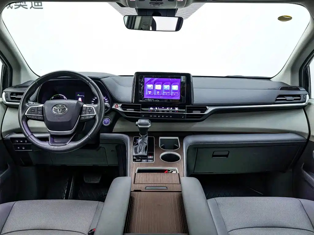 TOYOTA SIENNA SIENNA 2023