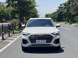 AUDI Q5L  2022