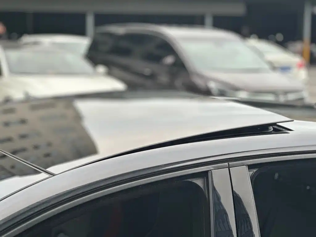 VOLKSWAGEN GOLF GTI 2022