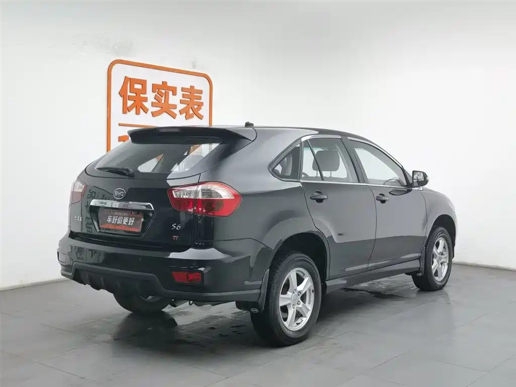 BYD S6 2014