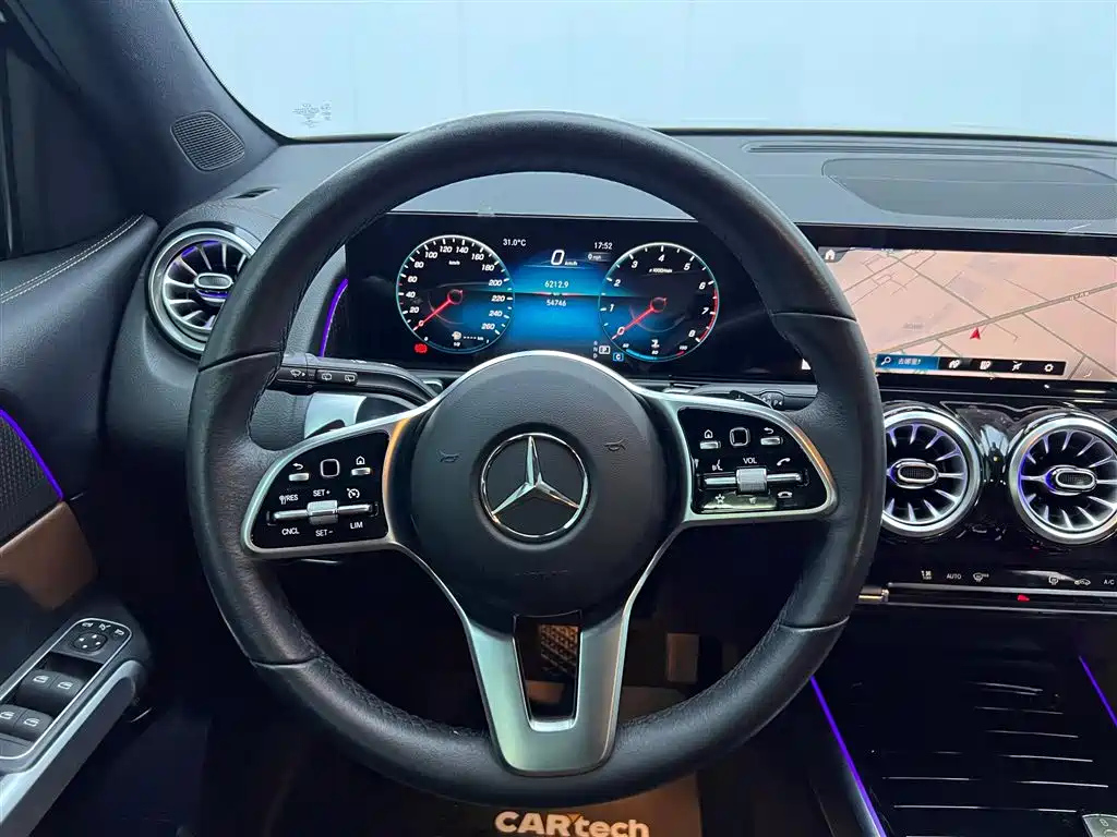 MERCEDES BENZ GLB 2022