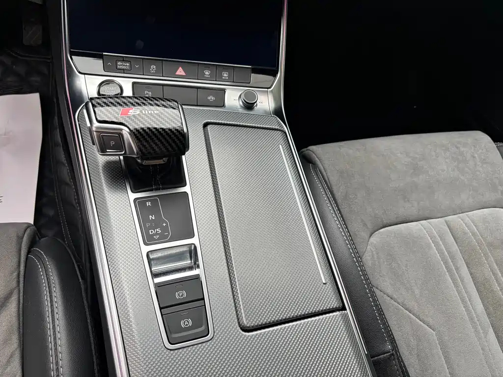 AUDI A6L 2022