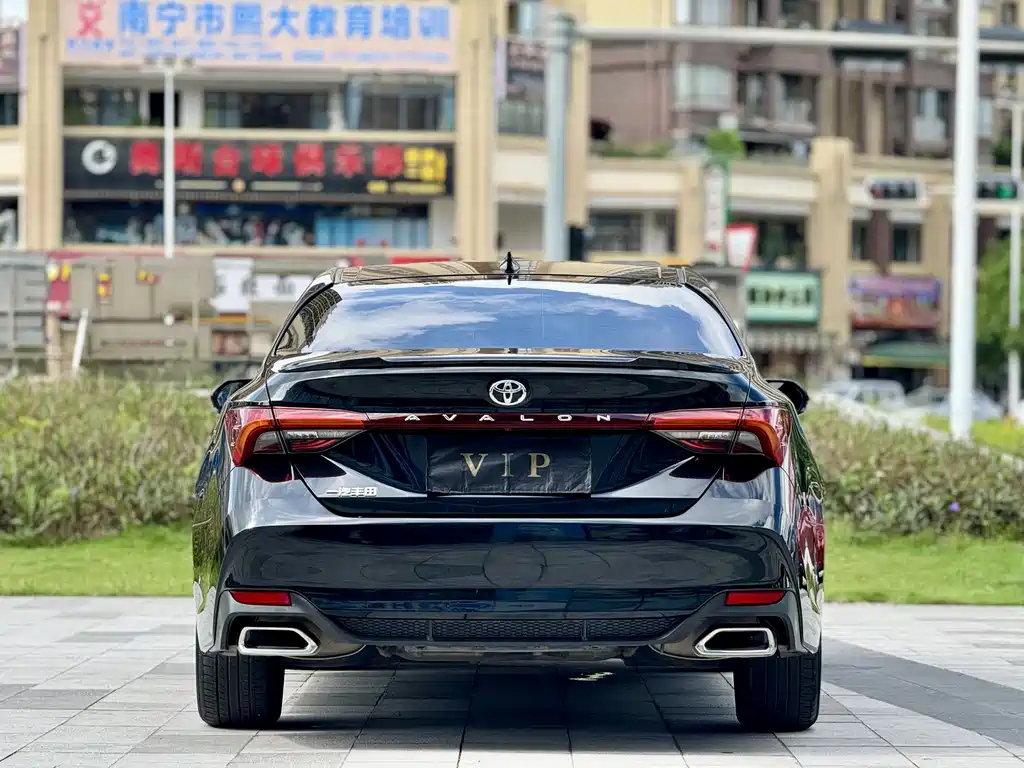 TOYOTA AVALON 2023