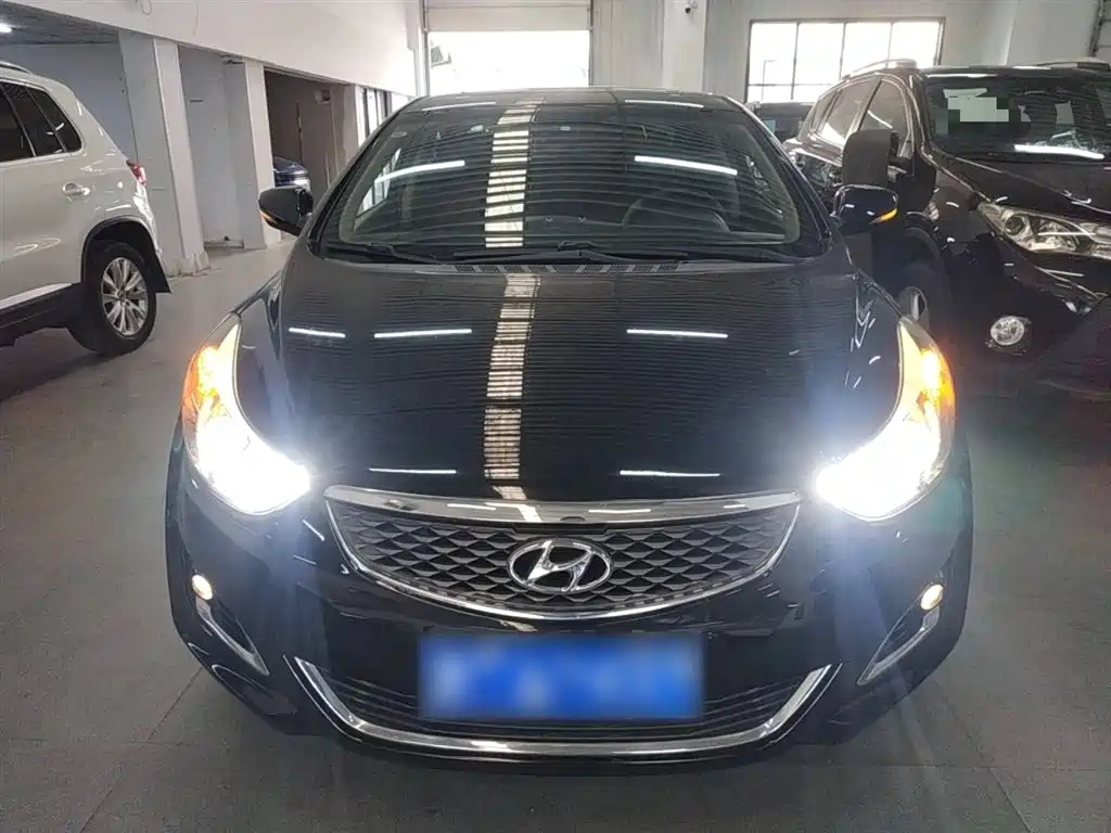HYUNDAI ELANTRA 2016