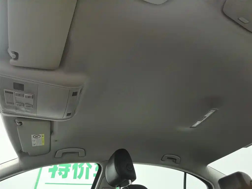 VOLKSWAGEN MAGOTAN 2018