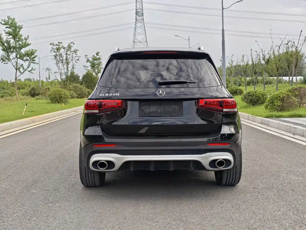 MERCEDES BENZ GLB 2022