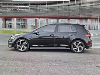 VOLKSWAGEN GOLF GTI 2019