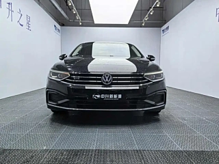 VOLKSWAGEN MAGOTAN GTE PLUG IN HYBRID 2021
