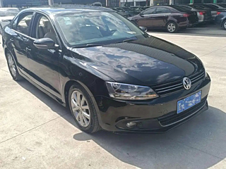 VOLKSWAGEN SAGITAR 2013