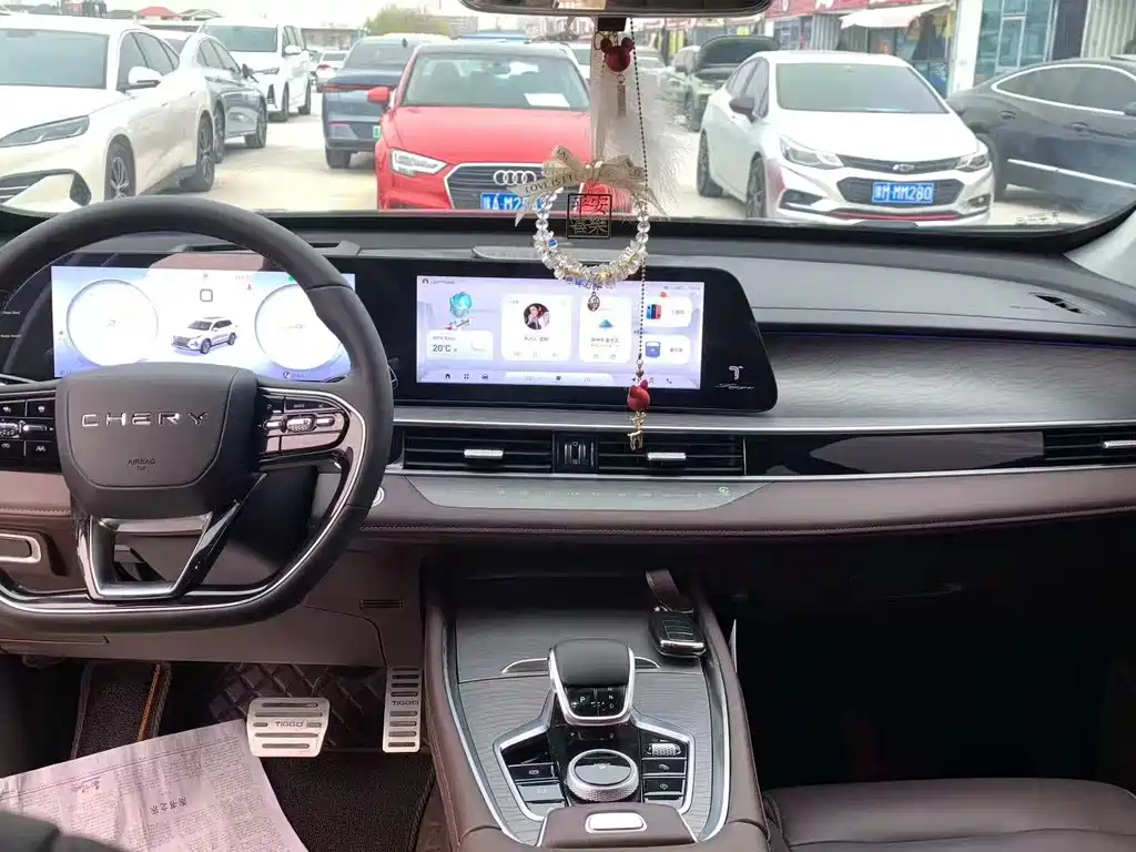 CHERY TIGGO 8 PRO 2024