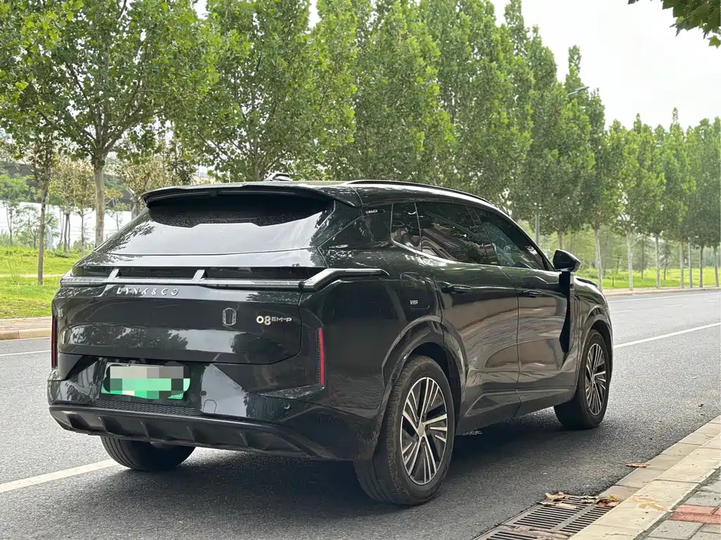 LYNK&CO 08 NEW ENERGY 2023