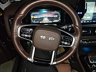 BAIC BJ60  2022 YEAR 2.0T &#21313;&#19968; EDITION &#20116; SEATS 2022
