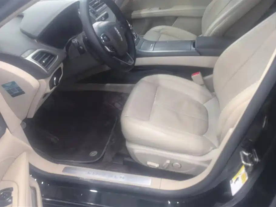 LINCOLN MKZ 2019