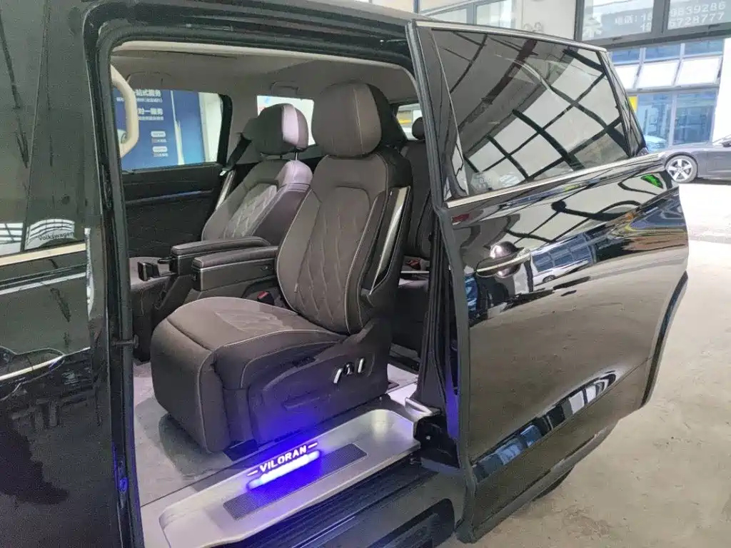 VOLKSWAGEN VILORAN 2022