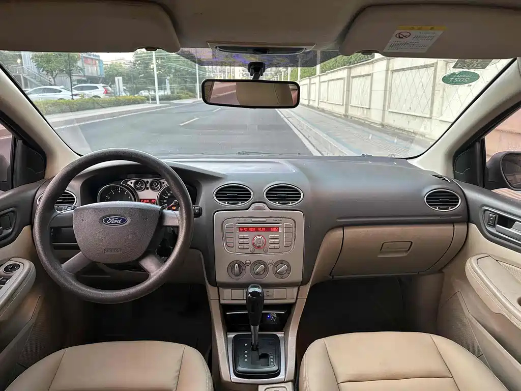 FORD FOCUS 2013