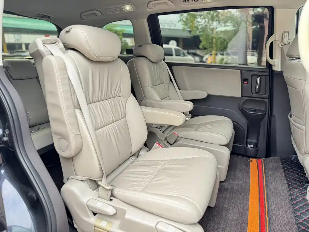 HONDA ODYSSEY 2015