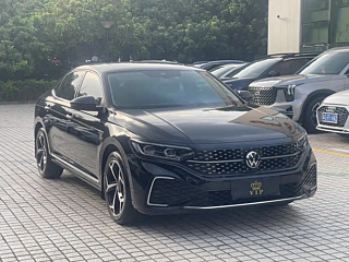 VOLKSWAGEN PASSAT 2023