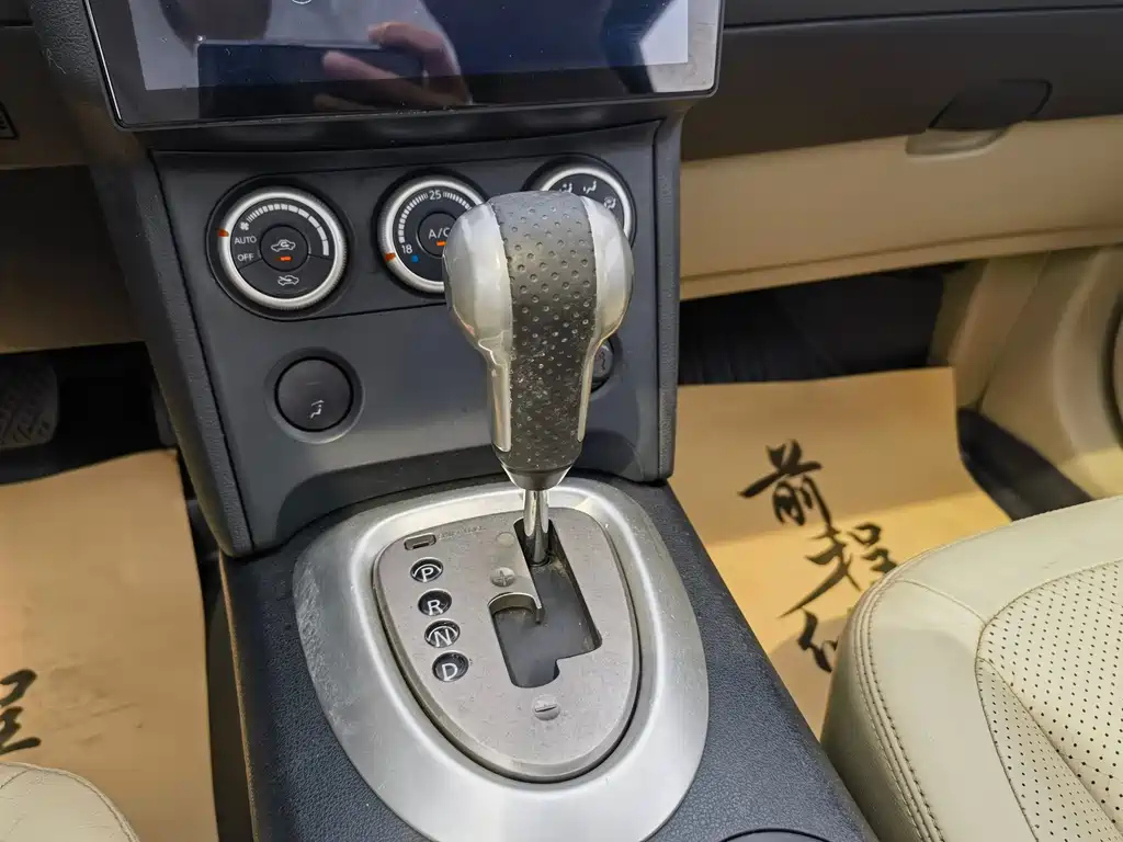 NISSAN QASHQAI 2008