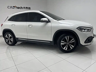 MERCEDES BENZ GLA  2020 YEAR GLA 200 2020