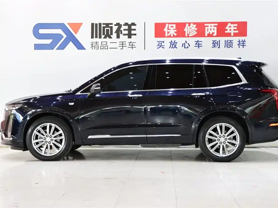 CADILLAC XT6 2021