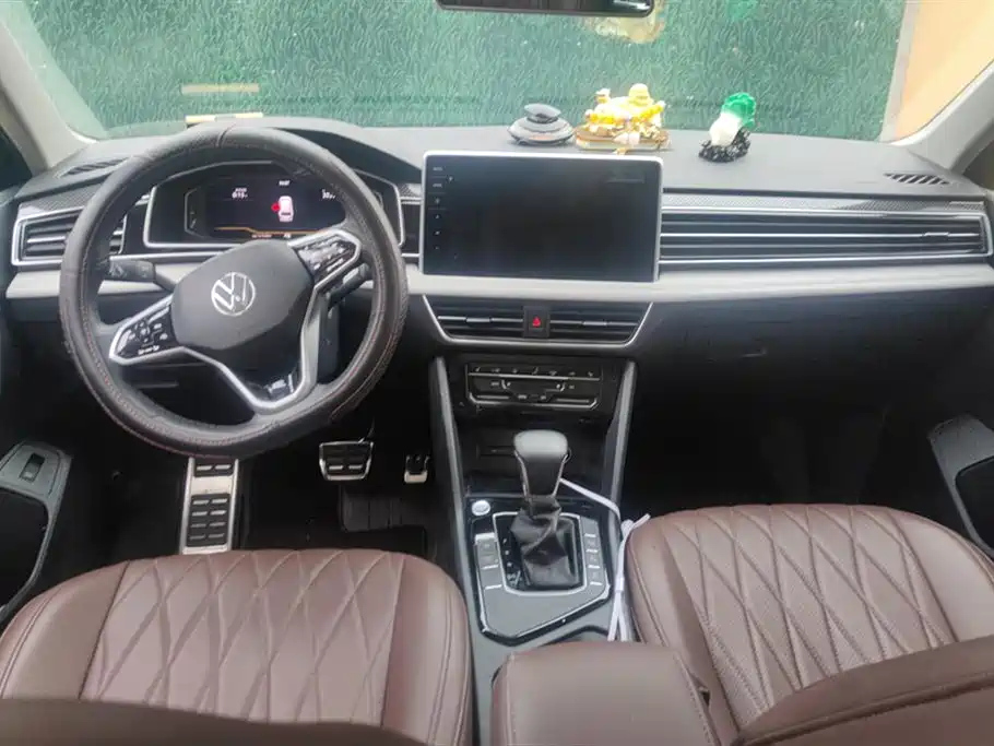 VOLKSWAGEN TIGUAN L 2023