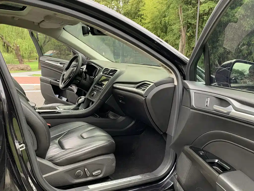 FORD MONDEO 2013