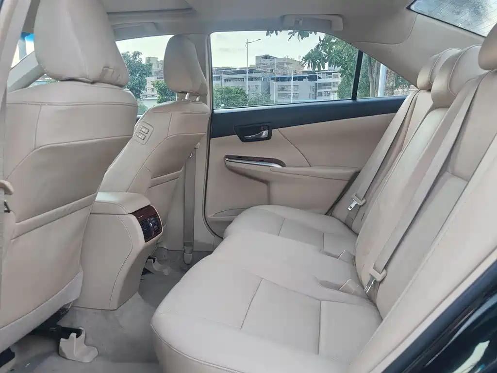 TOYOTA CAMRY 2013
