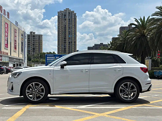 AUDI Q3  2024 YEAR 40 TFSI FASHION DYNAMIC 2024